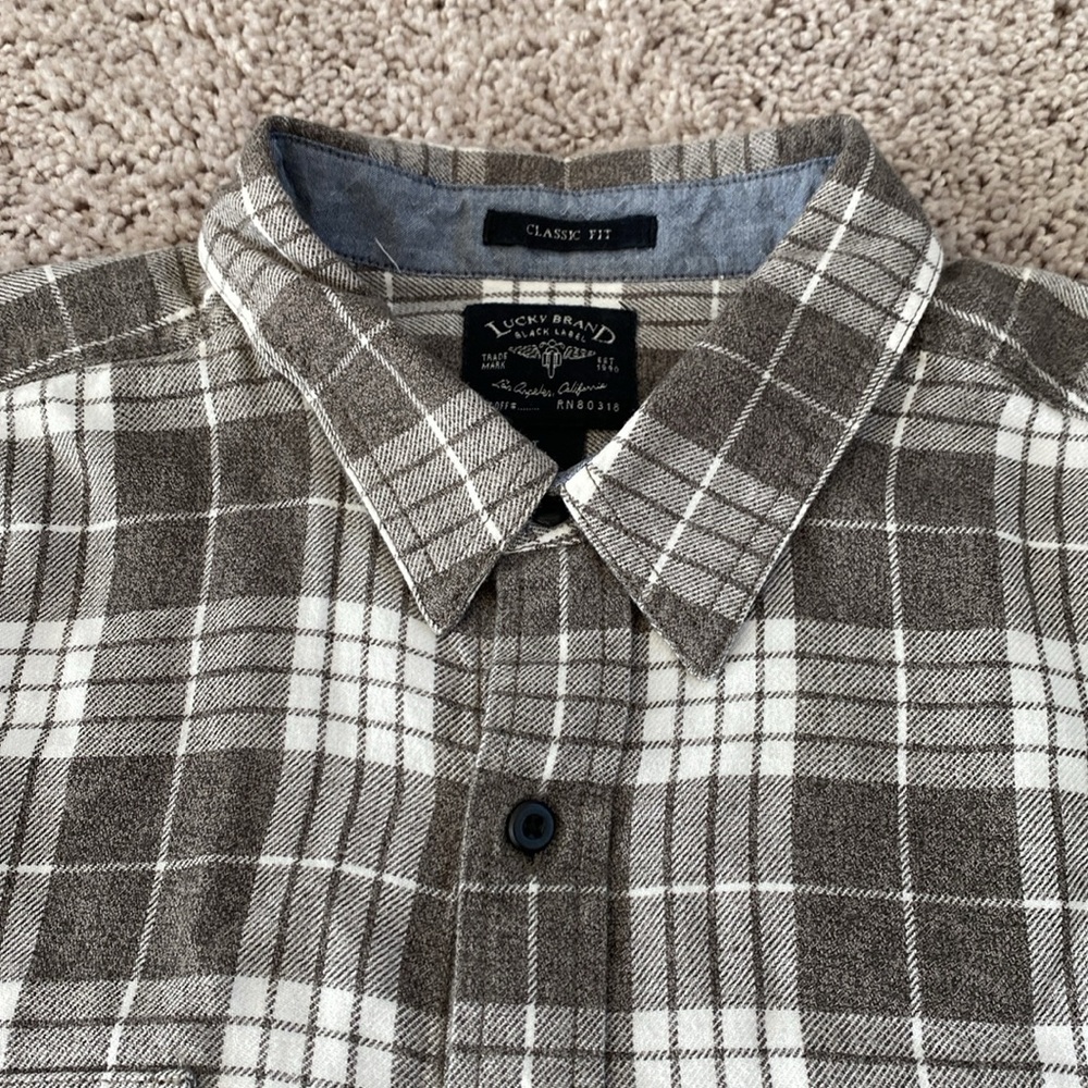 Lucky Brand Men’s Flannel Button Down Shirt - Picture 6 of 8